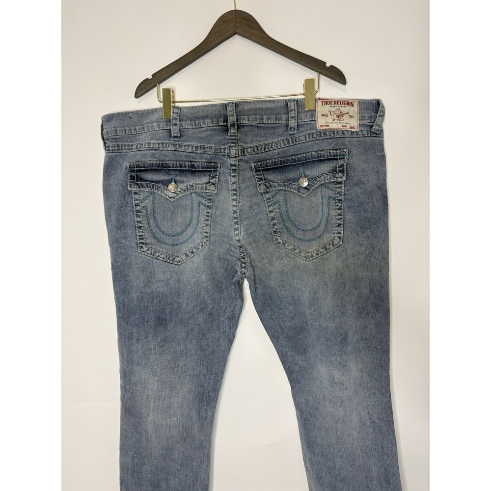True Religion Ricky Relaxed Straight Mens 46x34 Light Vintage Wash Double Flap - Picture 13 of 14